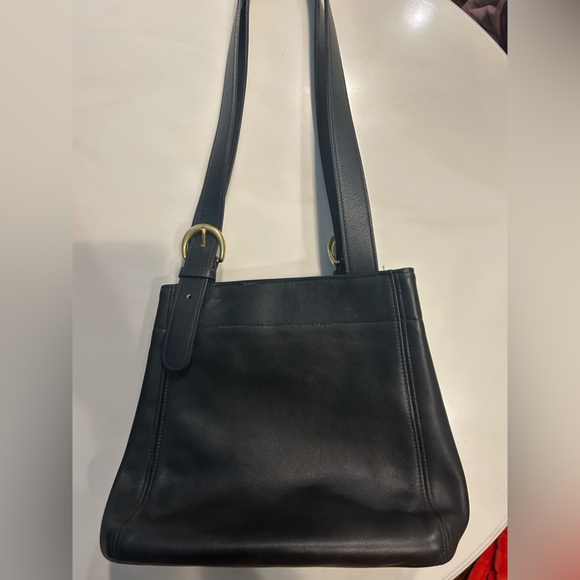 Coach Handbags - Vintage Coach Bucket Bag